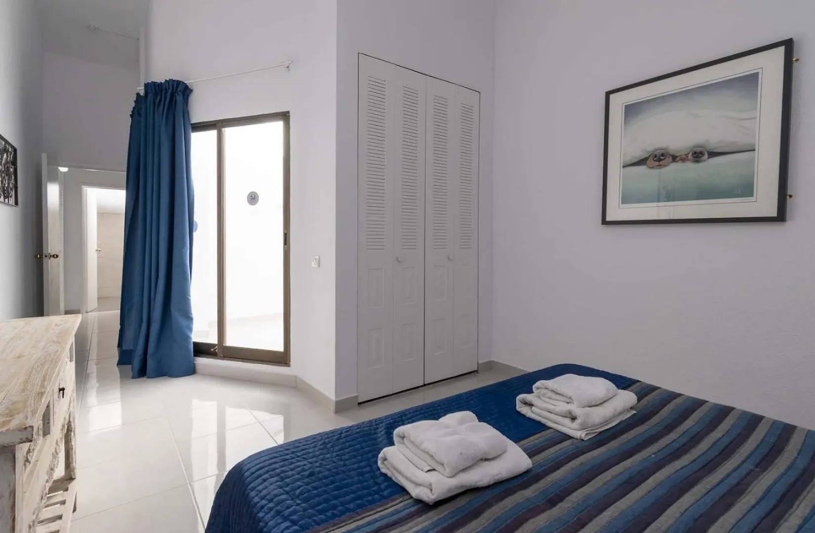 Castle Harbour 8 Apartment Los Cristianos  Spain